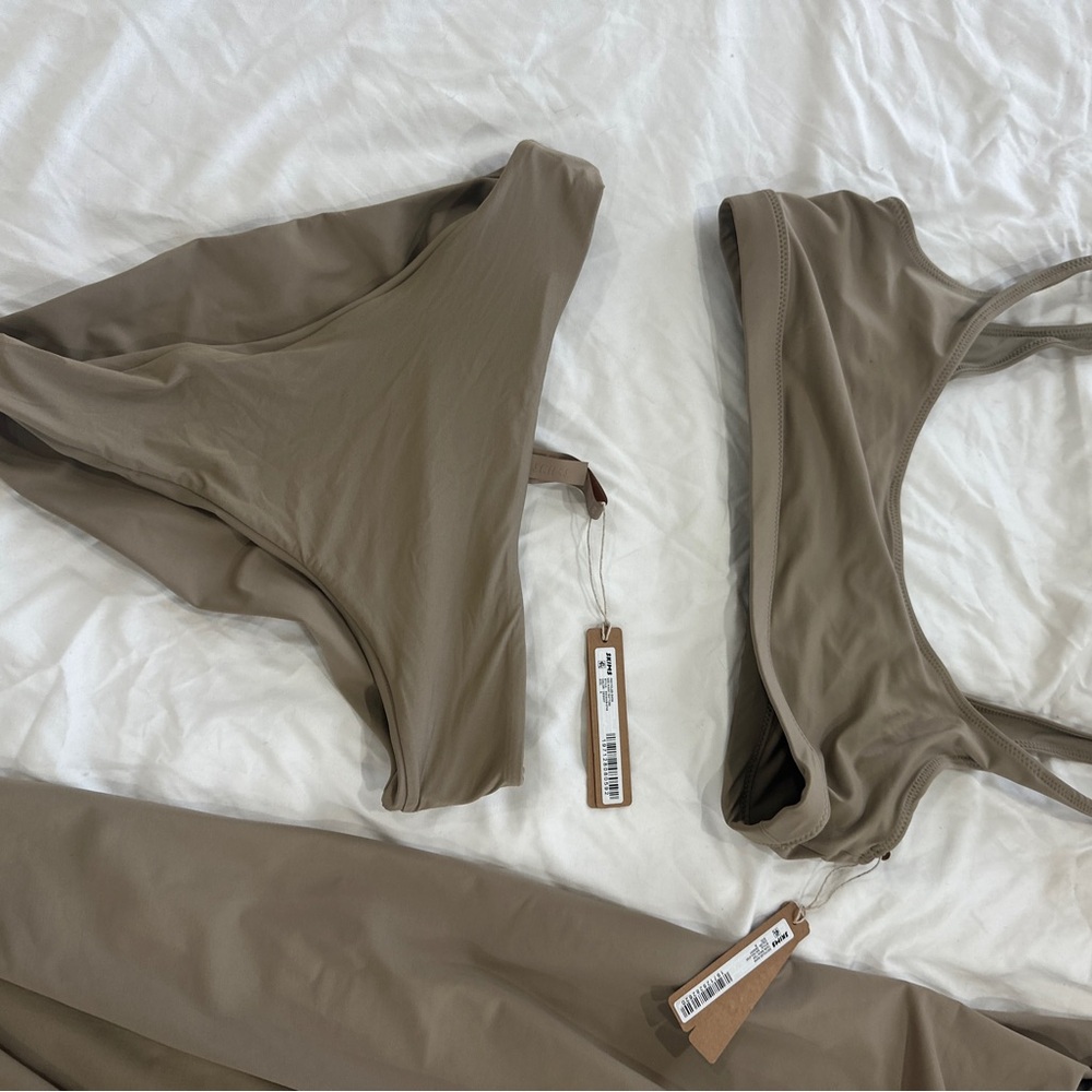 SKIMS Taupe Three-Piece Swim Set - Picture 4 of 5
